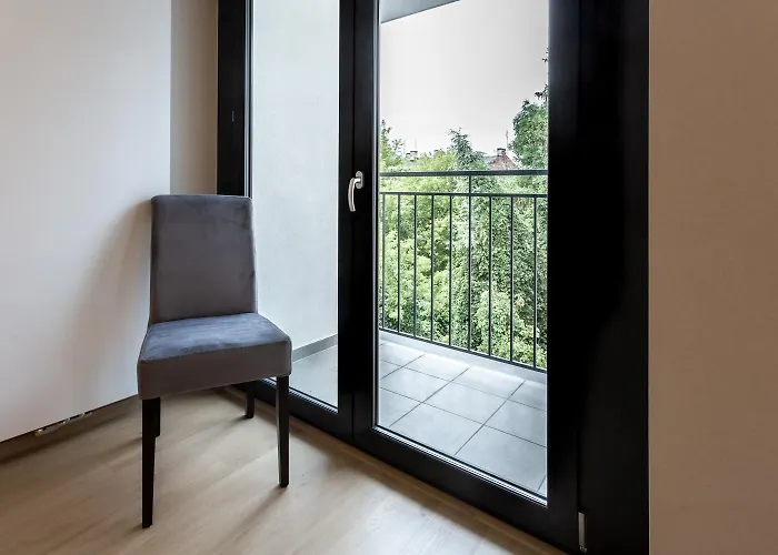 Apartamento Aparts Near Main Station Cracóvia